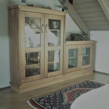 passender Vitrinenschrank